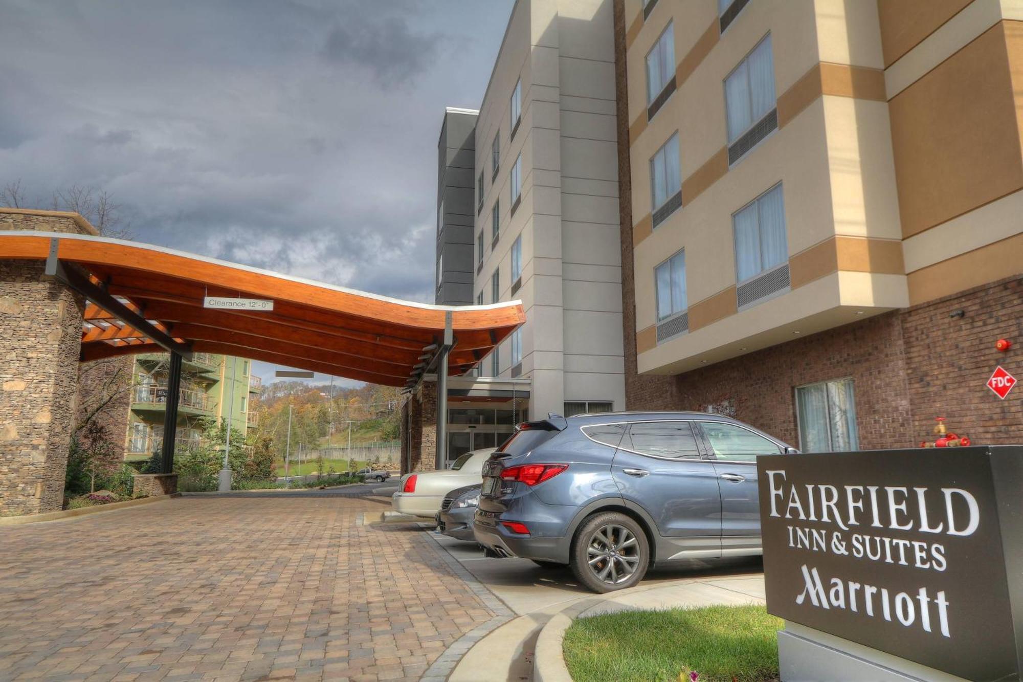 Fairfield Inn & Suites By Marriott Gatlinburg Downtown Eksteriør billede